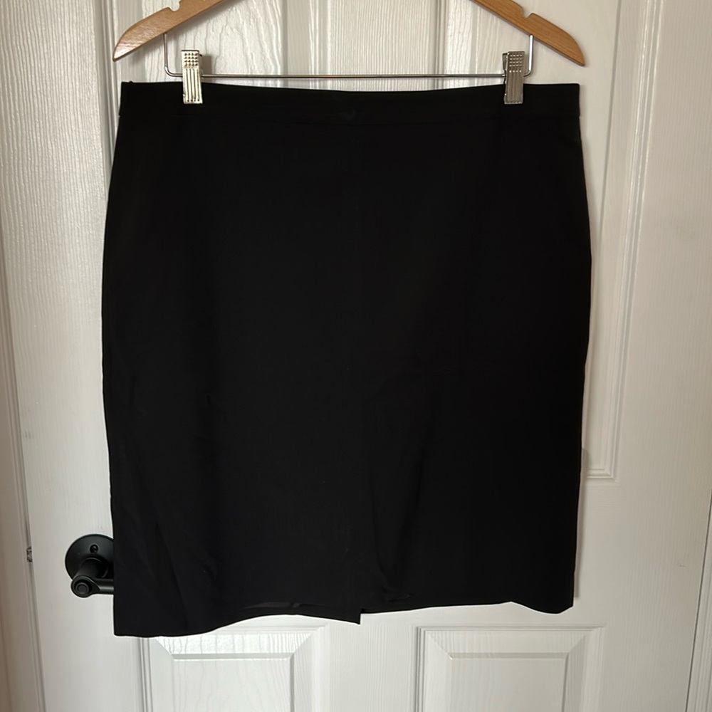 Black pencil skirt